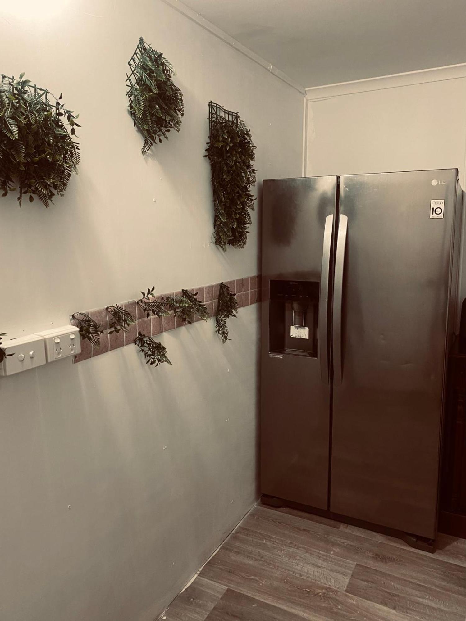 Yny Guest House Waterford Экстерьер фото