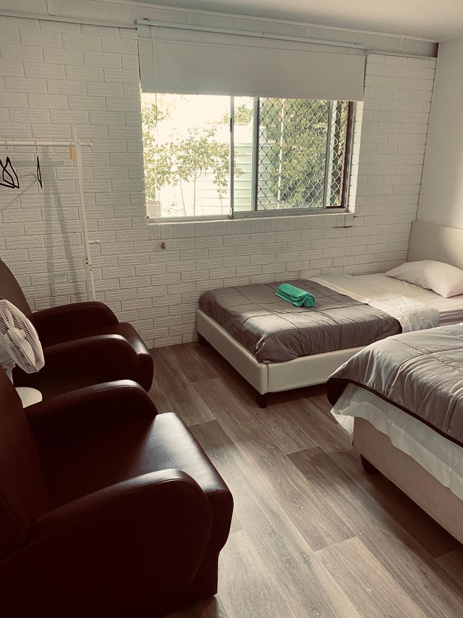 Yny Guest House Waterford Экстерьер фото