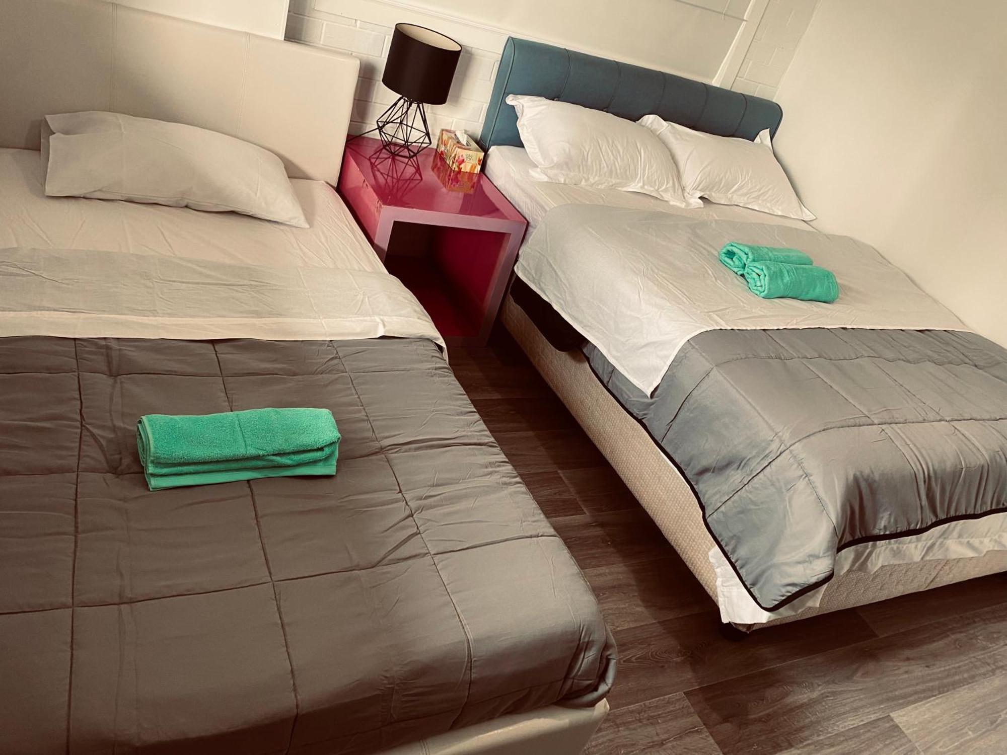 Yny Guest House Waterford Экстерьер фото