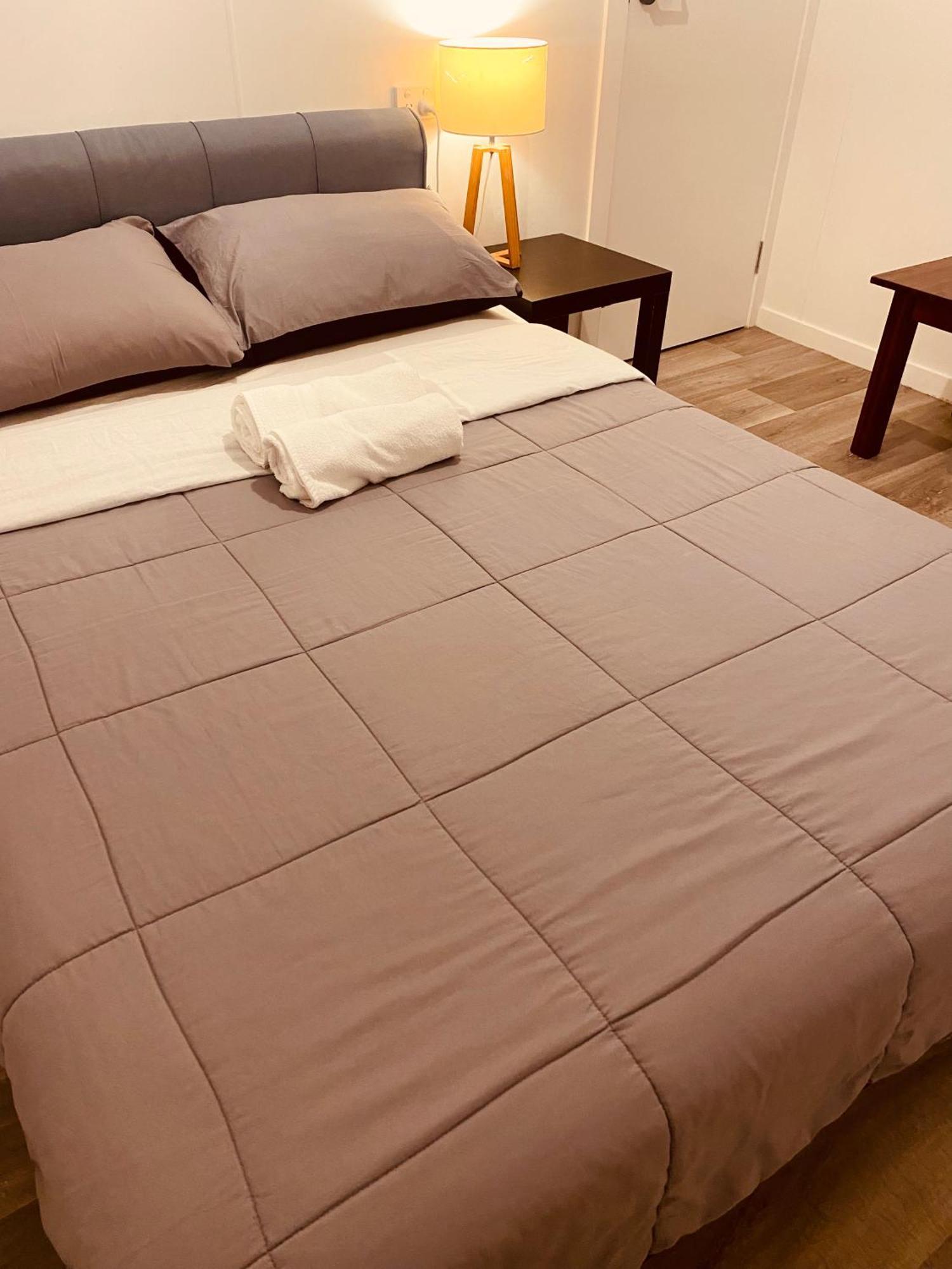 Yny Guest House Waterford Экстерьер фото